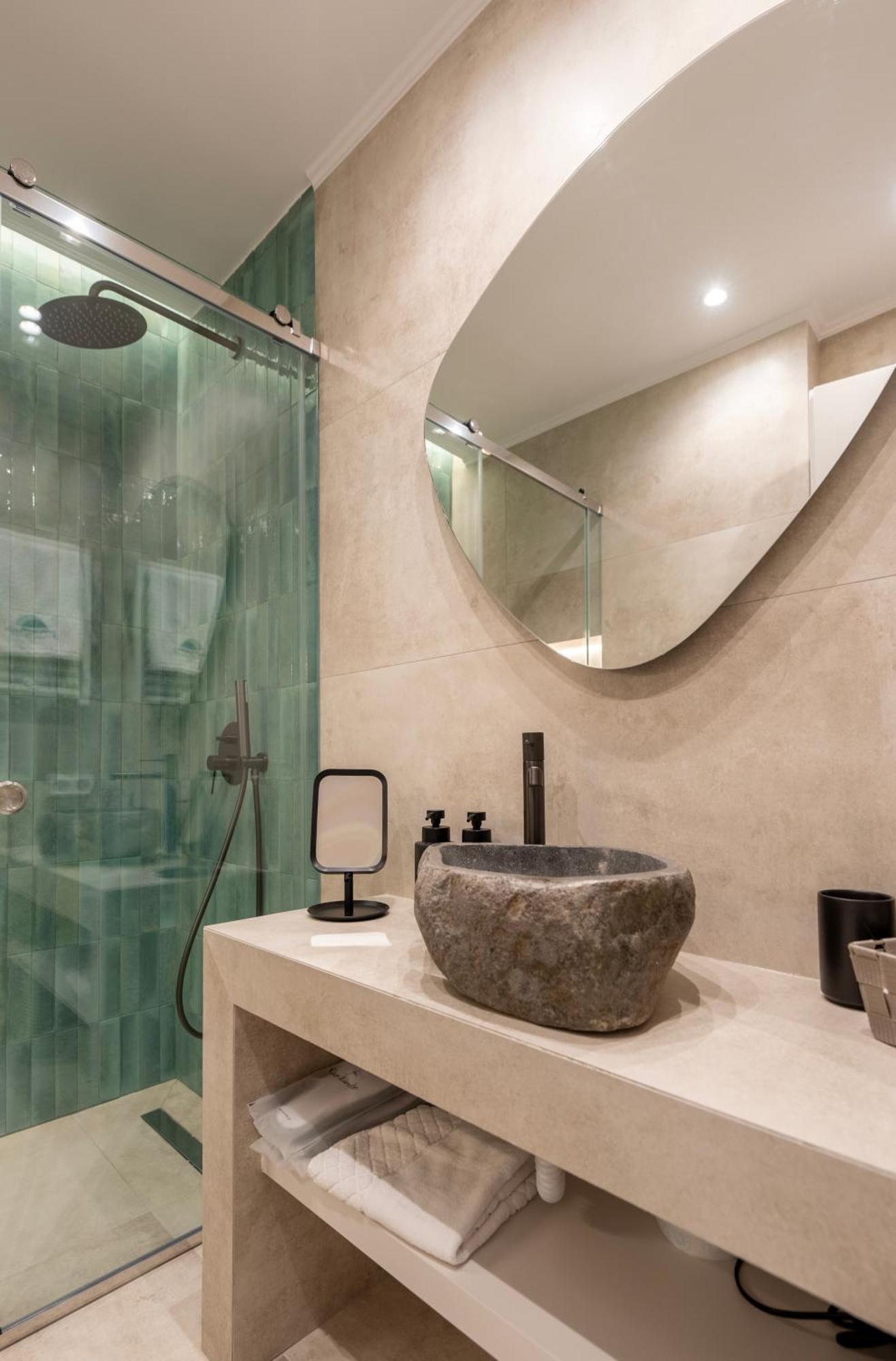 Derouse Eva Suite Jacuzzi & Sauna 아테네 외부 사진